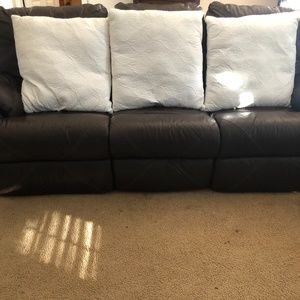 Tahari pillows
